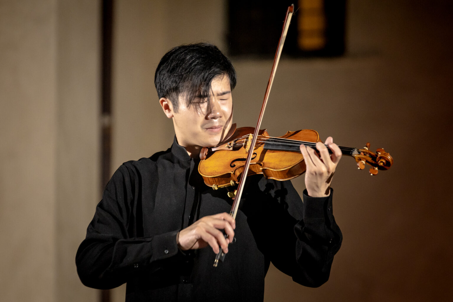 LACMUS Festival 2024
Paganini a Castello Durini
In collaborazione con il concorso internazionale di violino “Premio Paganini”

Simon Zhu, violin
Winner of the 57th International Violin Competition “Premio Paganini”

Han-Wen (Jennifer) Yu, piano

giovedì 18 luglio 2024